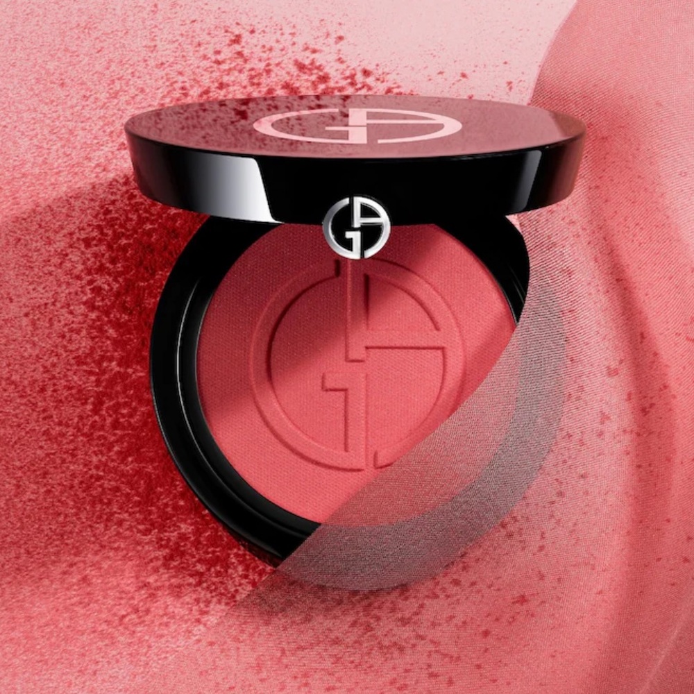 NEW Armani Beauty Luminous Silk Glow Blush